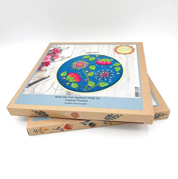 Stickpackung "Tropical Flowers" von Corinne Lapierre