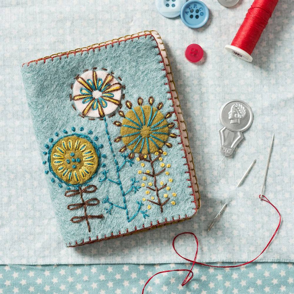 Stickpackung "Needle Case" von Corinne Lapierre