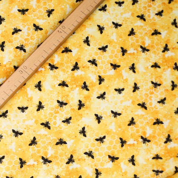 Fat Quarter “A bee“s life“ by Michael Davis