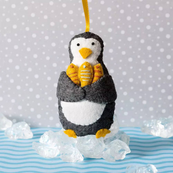 DIY-Kit "Penguin" von Corinne Lapierre