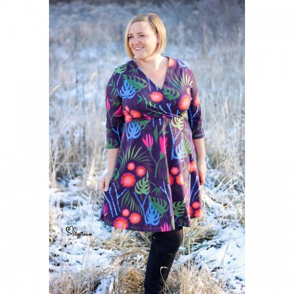 Snitmønster Kjole “Wickelkleid“ Dame str 32 - 58