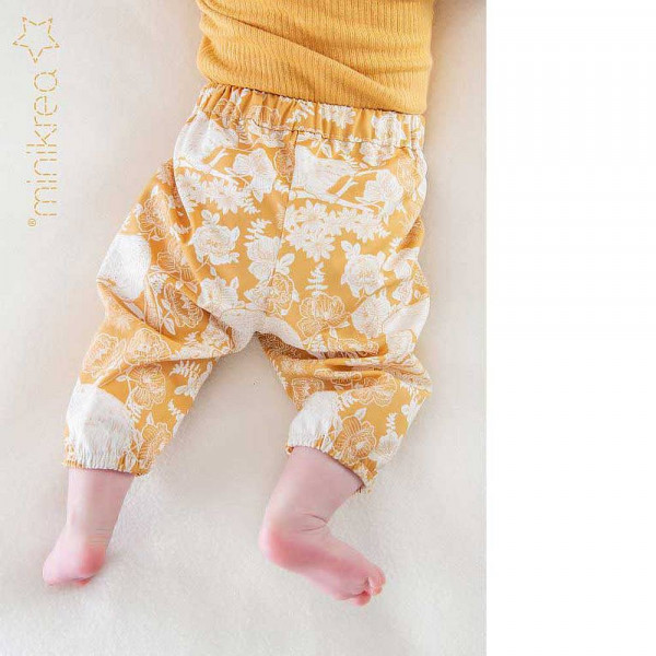 Papierschnittmuster 118 "Baby Bag Pants" von minikrea Größe 0 - 2 Jahre ( 56 - 92 cm)