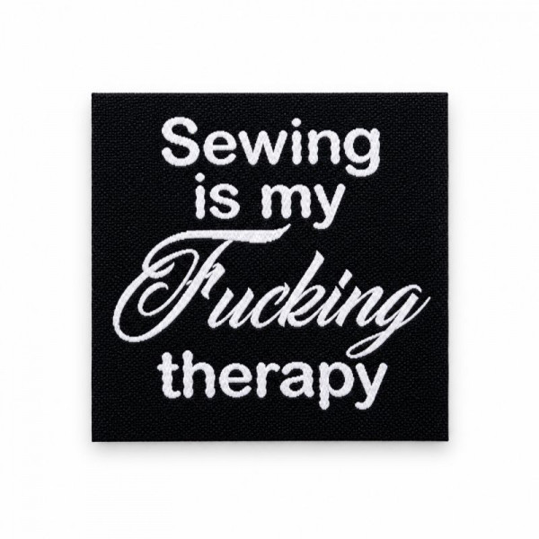 Label "Sewing is my Fucking therapy" 35 x 35 mm