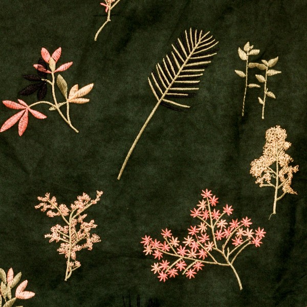 Polyesterstof med broderi
