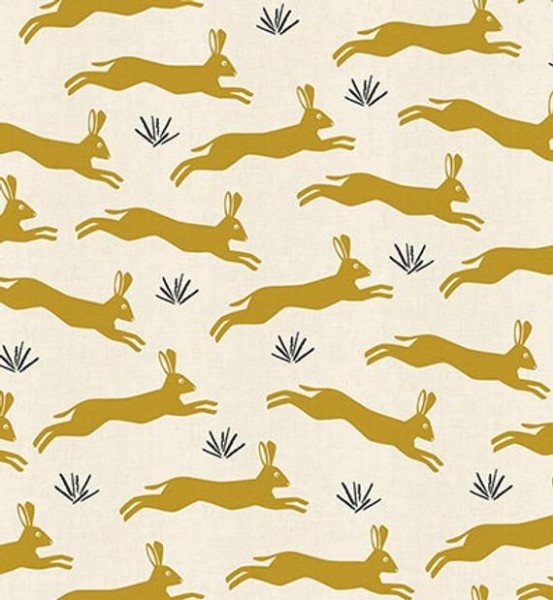 Bomuld "In the woods - Playful hare in amber" by Loes Van Oosten