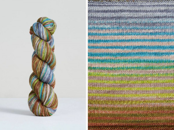 100g "Uneek Fingering" col.3026 fra Urth Yarns